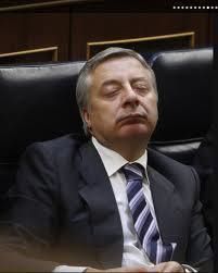 Nuestros políticos no rectifican y siguen en la inmoralidad que nos ha llevado hasta la crisis Nuestros políticos no rectifican y siguen en la inmoralidad que nos ha llevado hasta la crisis