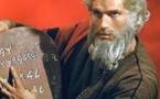 Dios regresa al cine, pero no al mundo