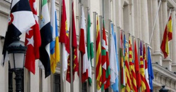 Las autonomías rompen España y tendrán que ser suprimidas Las autonomías rompen España y tendrán que ser suprimidas