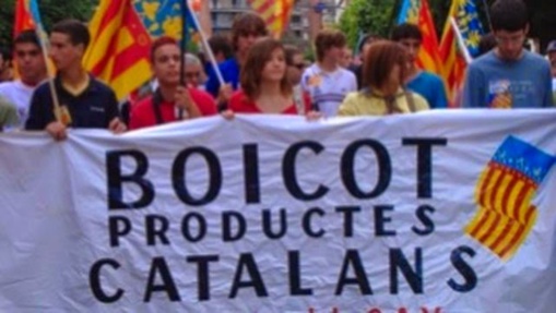 El boicot empezó en Cataluña, contra productos españoles, pero hoy crece en todo el país, en ambos bandos.