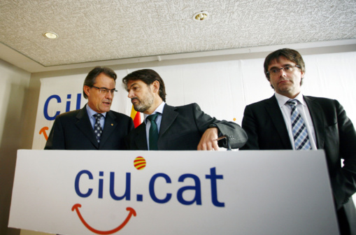 Los Pujol, Mas y Puigdemont, tres patas de la pocilga catalana Los Pujol, Mas y Puigdemont, tres patas de la pocilga catalana