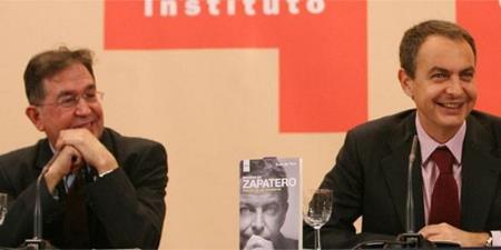 Zapatero y Suso en la presentación del libro Madera de Zapatero