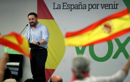 VOX se vincula estrechamente a la idea de patria y a sus símbolos VOX se vincula estrechamente a la idea de patria y a sus símbolos