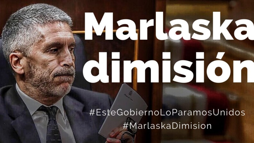 Una de las muchas imágenes que circulan por Internet pidiendo la dimisión del ministro Marlaska Una de las muchas imágenes que circulan por Internet pidiendo la dimisión del ministro Marlaska