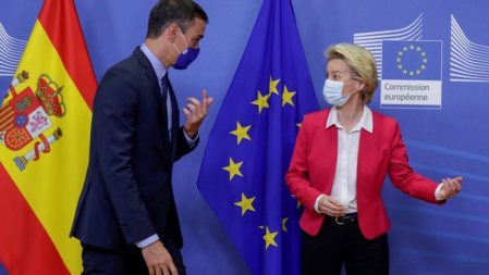 La deriva suicida del sanchismo pone en peligro hasta los fondos europeos de ayuda La deriva suicida del sanchismo pone en peligro hasta los fondos europeos de ayuda