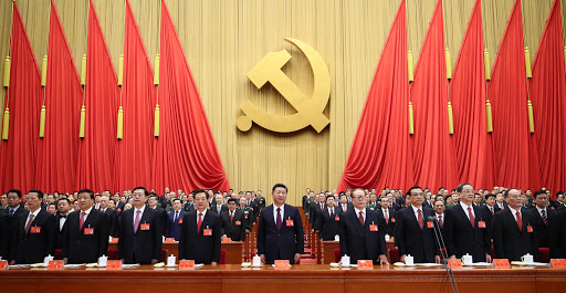 China avanza hacia al liderazgo mundial, ayudada por el núcleo del capitalismo multibillonario