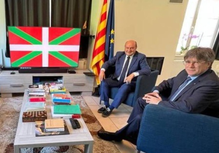 Enemigos de España; amigos de Sánchez Enemigos de España; amigos de Sánchez