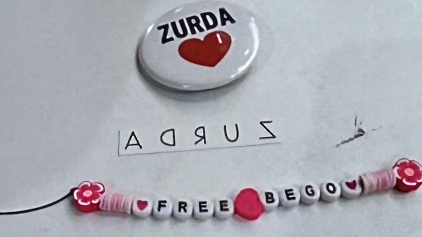 El "Free Bego"convierte en letrina la campaña socialista El "Free Bego"convierte en letrina la campaña socialista