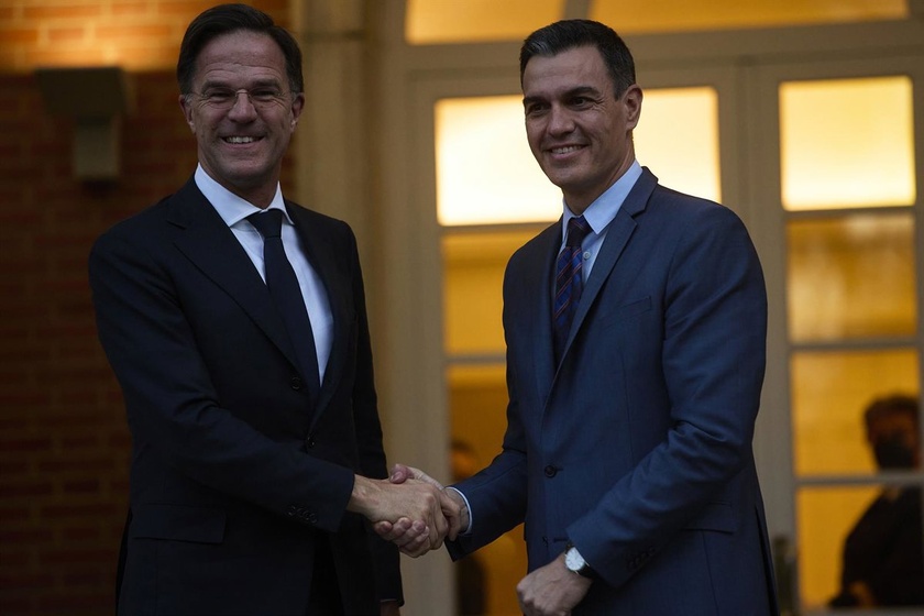 Sánchez y Rutte, secretario general de la OTAN, se odian Sánchez y Rutte, secretario general de la OTAN, se odian