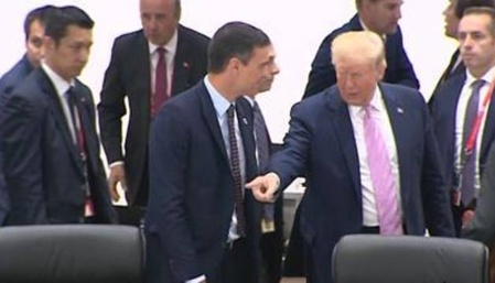 Trump humillando a Pedro Sánchez.