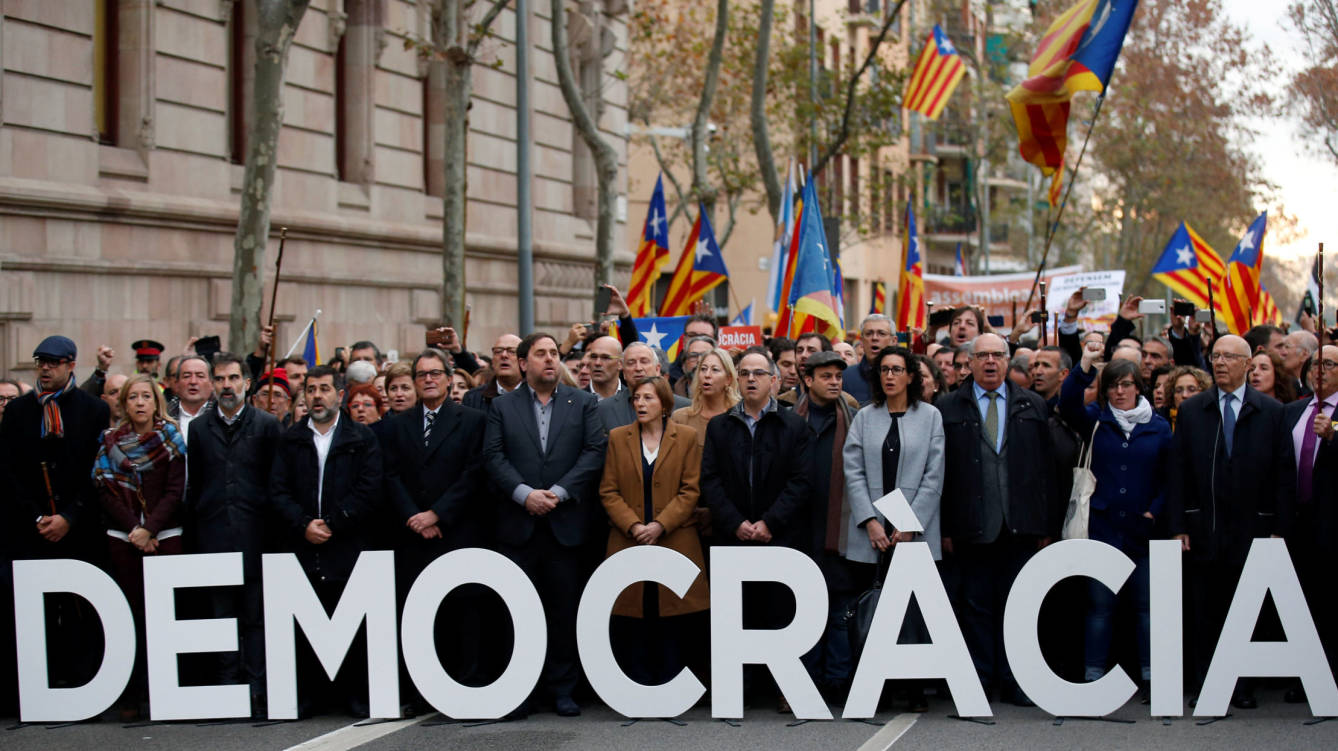 Derroche de cobardía en Cataluña y España