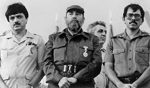 Sergio Ramírez con Fidel y Daniel Ortega