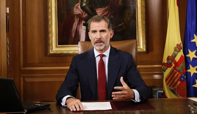 ¿Cuándo debe el rey actuar en defensa de España y de su pueblo? 