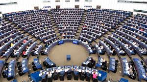 VOX renuncia a integrarse con la extrema derecha en el Parlamento Europeo y entrará en el Grupo de Conservadores y Reformistas Europeos