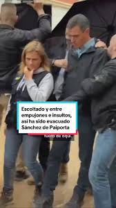 Sacan al cobarde Sánchez, casi desmayado, de Paíporta, cuando el pueblo le increpó. Desde entonces se mueve rodeado de escoltas. Es una vergonzosa gallina enferma.