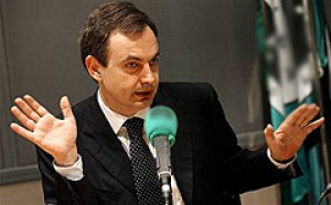 El primer deber de un demócrata español es ya "expulsar a Zapatero del poder"