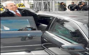 El político generoso (Humor de fin de semana)