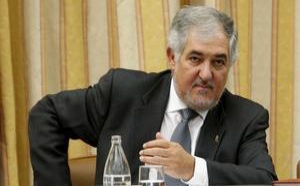 Ambos partidos (PSOE y PP) son corruptos, pero ganan los socialistas