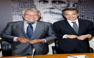 La secta de los alienados (fiesta de los 100 años del grupo socialista)