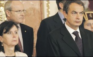 Zapatero coloca la democracia española en peligro de muerte