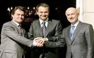 Zapatero, miserable, intenta mantenerse en el poder contra la voluntad popular y con la ayuda de partidos antiespañoles