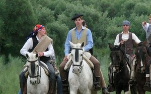 "Es mil veces mejor ser bandolero que político"