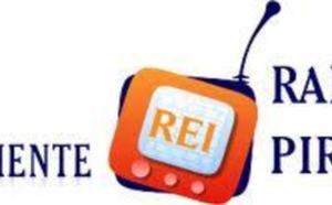 Internet, como antaño fue "Radio Pirenaica", es hoy la esperanza de los sometidos en España