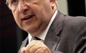 ¿A que esta jugando Almunia?