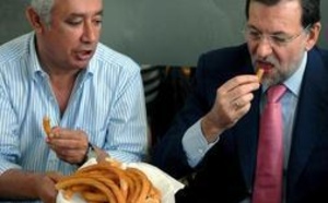 Si Rajoy hubiera obrado como un demócrata, no se sentiría hoy acosado y al borde de la derrota