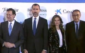 El diario "La Razón" celebra su 15 aniversario. "Qué fiestorro, no falta nadie"