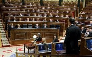 La inutilidad de diputados y senadores en España