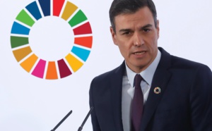 Los políticos españoles, excepto los de VOX, sometidos al globalismo