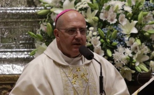 El obispo de Huelva, un valiente y un modelo para la cobarde jerarquía católica española