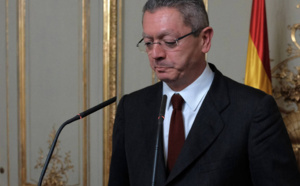 Rajoy "aborta" a Gallardón y a la decencia