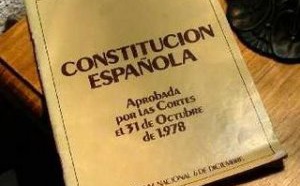 La Constitución Española, prostituta maltratada