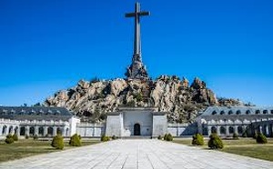 Drama y fracaso de la Iglesia Católica Española: división e irrelevancia