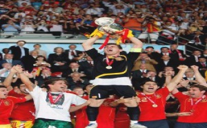 El '¡A por ellos!' y el '¡España, España!' equivale a un '¡Basta ya!' al nacionalismo