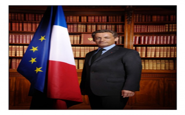 ¡Sarkozy, sácanos de aquí!