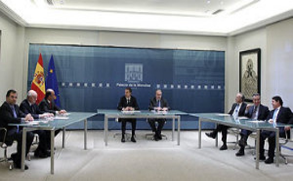 Zapatero quiere ahora culpar a la banca