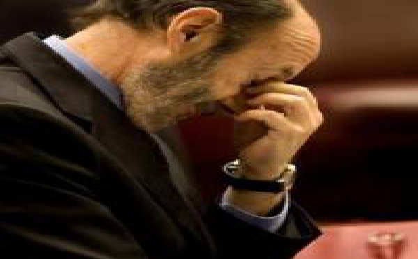 Rubalcaba necesita cursos urgentes de democracia