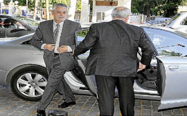 Zapatero ya "resta votos" al PSOE ante las urnas