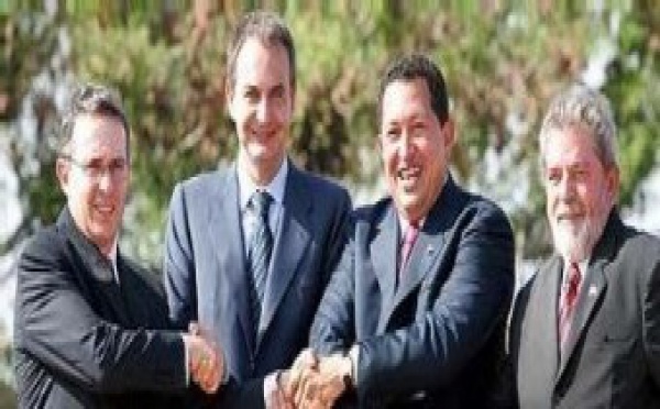 La rebelión de los ciudadanos frente a políticos y medios