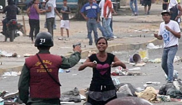 El espectáculo sanguinario de la dictadura venezolana está aplastando a Podemos y a las izquierdas marxistas de todo el mundo