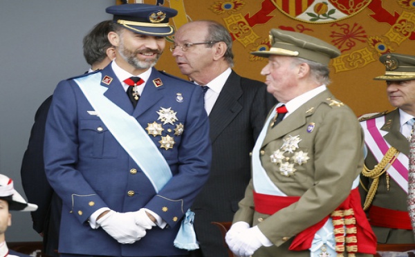 La "bronca" del rey a Rajoy por las palabras valientes y justas de Wert es antidemocrática e inconstitucional