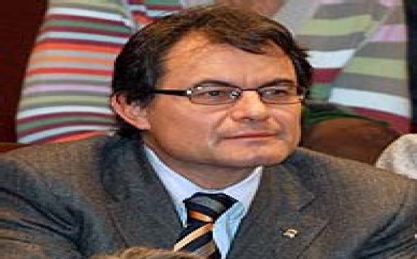 HASTÍO Y ABSTENCIÓN EN CATALUÑA