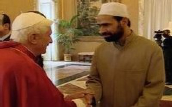El hombre ha caido y Benedicto XVI quiere dedicar su pontificado a levantarlo