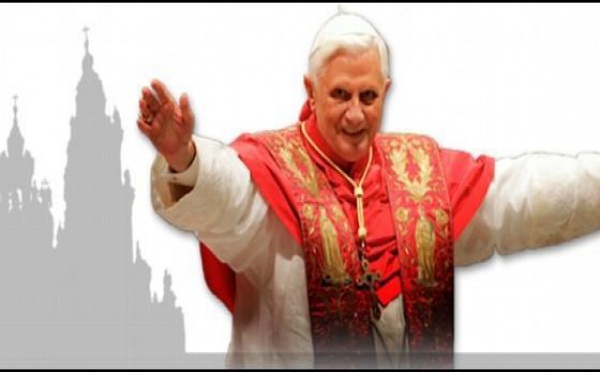 Benedicto XVI, con su renuncia, quiere forzar un cambio evangélico en una Iglesia que está postrada y muy débil