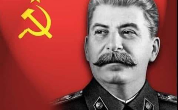 DEMOCRACIA O COMUNISMO (Artículo publicado en Disidentia)