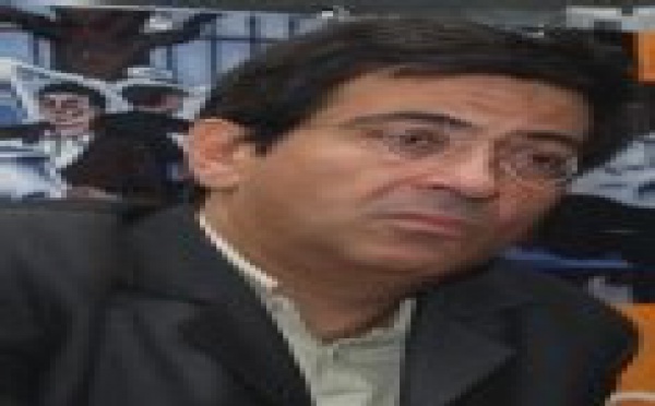 Arcadi Espada denuncia a la Asociación de la Prensa de Cádiz