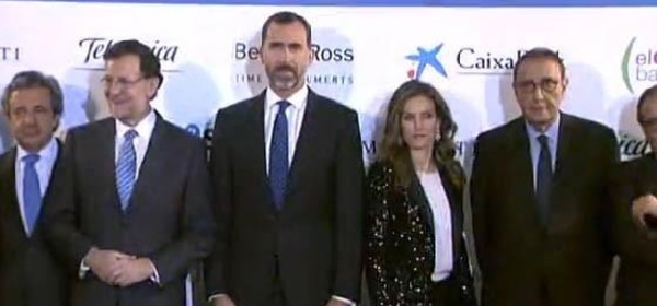 El diario "La Razón" celebra su 15 aniversario. "Qué fiestorro, no falta nadie"